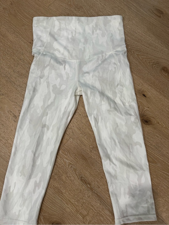 GAP Pants - Gap Fit Maternity White Camo High-Waist Over the Belly Workout Leggings